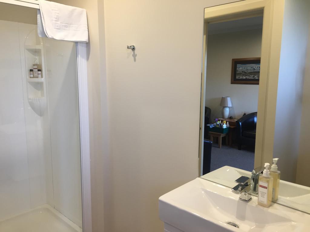 Lake Roxburgh Lodge Room photo